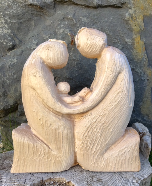 Heilige Familie Geborgenheit, moderner Krippenbock, aus Holz geschnitzt